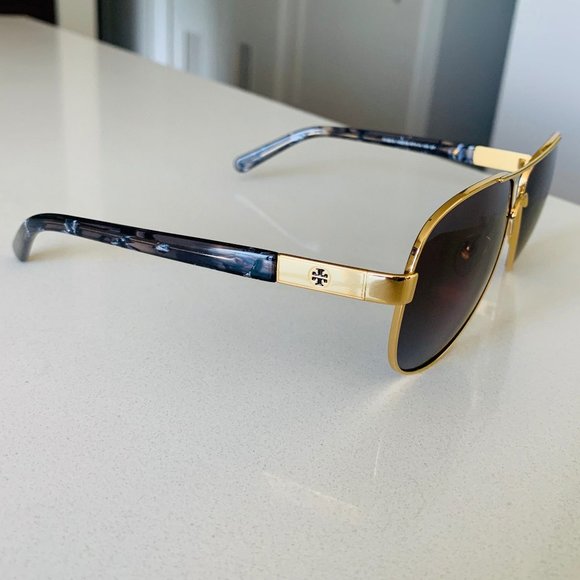 Tory Burch T-Logo Polarized Aviator Sunglasses, 57mm, Gold Brown main image 7